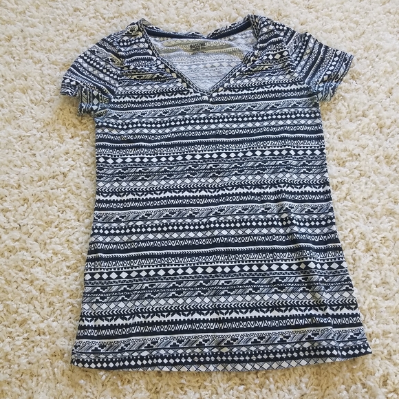 MOSSIMO tops 🖤 - Picture 3 of 5